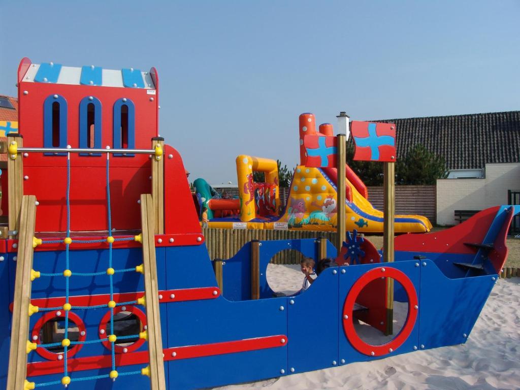ホテルPark Kerlinga ブレーデネ エクステリア 写真